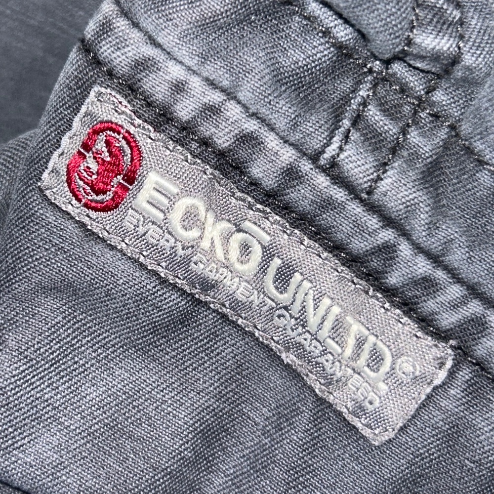 Ecko utld cargo shorts size 36 really long/baggy great cargo Jorts